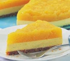 joghurt 50-60 g zahăr pudră coaja rasă de la 1 lămâie verde 1 plic gelatină Pentru topping: 850 g felii de mango (pot fi din conservă) zahăr după gust 1/2 linguriță nucșoară, proaspăt măcinată 1