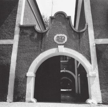 A kastély ezek után már csak az 1920-as években bővült, az akkor tulajdonos, Végh Gyula által készíttetett déli terasszal.