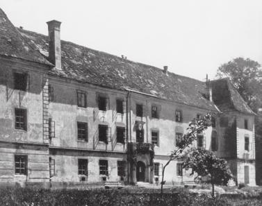 56, 60, 71, 74. Széchy István anyja, ormosdi Székely Magdolna, 1540-ben pedig az ő második férje, Thurzó Elek kapta meg I. Ferdinánd királytól.