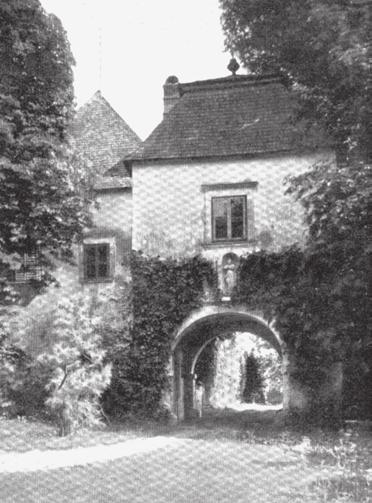 1654-ben Dessewffy lászlóné Széchy Margitnak, 1657-ben Sigray Jánosnak és Gorup Jánosnak. Az 1680-as években Széchy Dénesné Draskovich Sára személyén keresztül Draskovich Miklós kezére került.