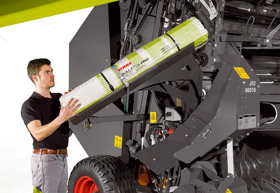 Az új OPERATOR CLAAS OPERATOR terminállal könnyebb a munka, például a fülkéből lehet hidraulikusan ki-bekapcsolni a késeket.