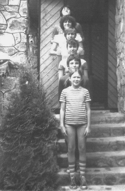 Miki, Lujzi 1950-ben