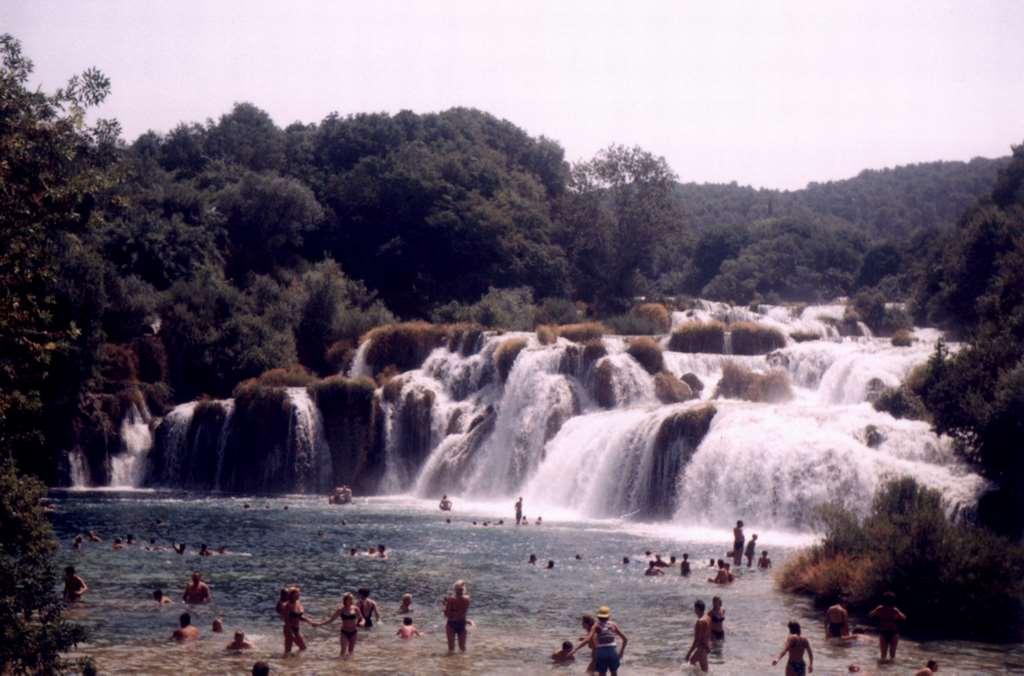 Horvátország Krka folyó vízesése Nemzeti