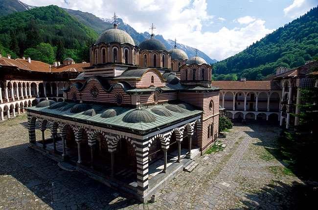 Bulgária: Rila A Rilai-kolostor Bulgária legnagyobb