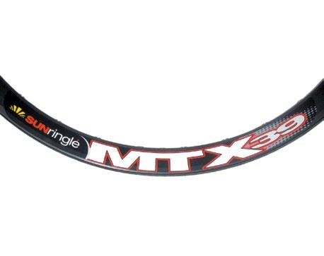 elox 2089059731 32H 2089059730 36H p Equalizer 31 Felhasználás: freeride, 4X Méretek: 26 Külső/belső szélesség: 30,5/22,2 mm Végtelenítés: illesztett Tömeg: 546 g Fékfelület: - Küllőszám: 32 Szín: