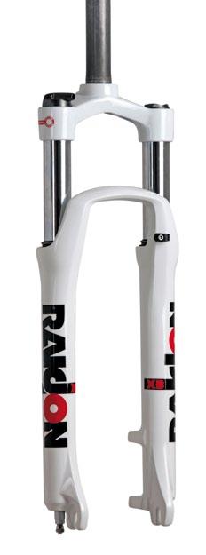 alumínium nyak: alu papucs: 15mm átütős fékkonzol: postmount 6 + V fék rugóút: 110-150 mm állítható rugózás: levegő csillapítás: olajpatron állíthatóság: légnyomás, kompresszió- és