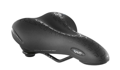 Hosszúság 275 mm, szélesség 251 mm, súly:1000 g p 35102003 DRIFTER PLUS prémium relaxed nyereg fekete p Prémium kategóriás relaxed unisex nyereg. Royalgél, és RVL technológia, extra komfort.