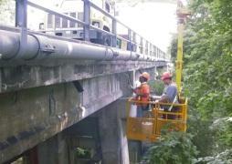 növelhető. - Zaj- és pormentes, nehéz munkagépeket nem igénylő technológia.