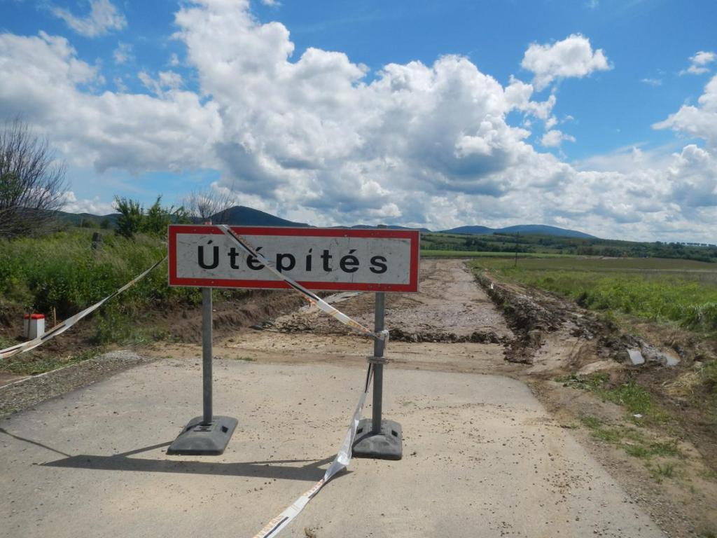 Hraničný priechod Trstené nad Hornádom - Kéked čaká