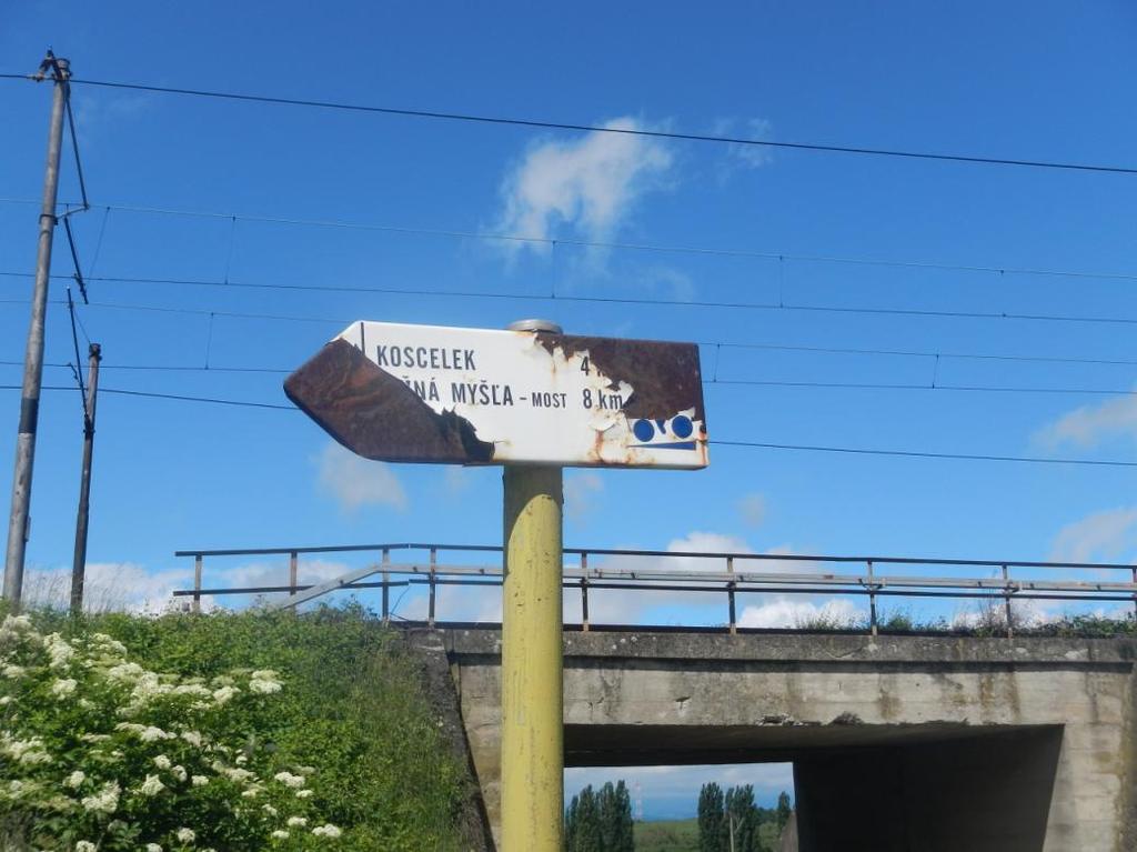 Poškodené cykloturistické značenie Vyšná