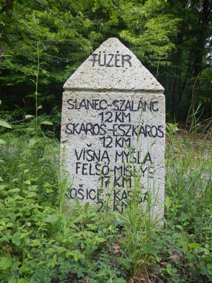 chýbajú orientačné značky.