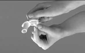 Filter Piercing Chamber Piercing Buttons Szűrő Lyukasztókamra Lyukasztógombok Inhalátor készülék A következő lépések ismertetik