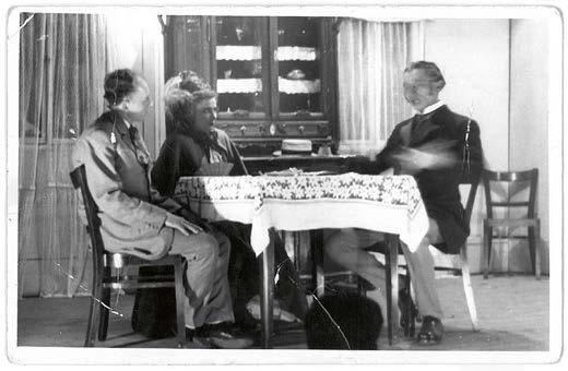 Március 2-án megszületett a kislányuk, Ági. Páty közbiztonságáról Az áprilisi Képviselő-testületi ülésen a községi honatyák megtárgyalták a Zsámbéki Rendőrőrs 2016. évi munkájáról szóló beszámolót.