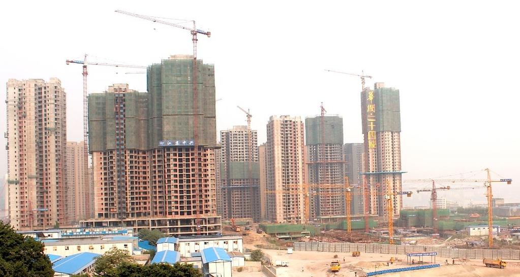 Okos városok Kína Hátrányok A beruházás-orientált modell sokszor értelmetlen fejlesztésekhez, pénzkidobáshoz vezet Nincsenek összhangban a lakossági és piaci