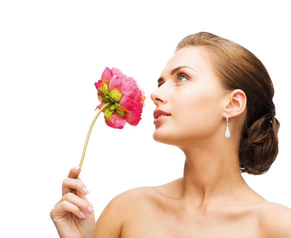 A Beauty Energy titkai (10.) Visage szérum: botox hatás egy csepp rózsa esszenciában A szérum a kozmetikai terminológiában a bőrápolás legmagasabb szintjét jelenti.