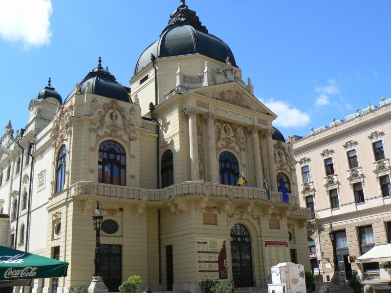 A Pécsi Pálos templom a modern magyar építészet egyik legszebb alkotása.