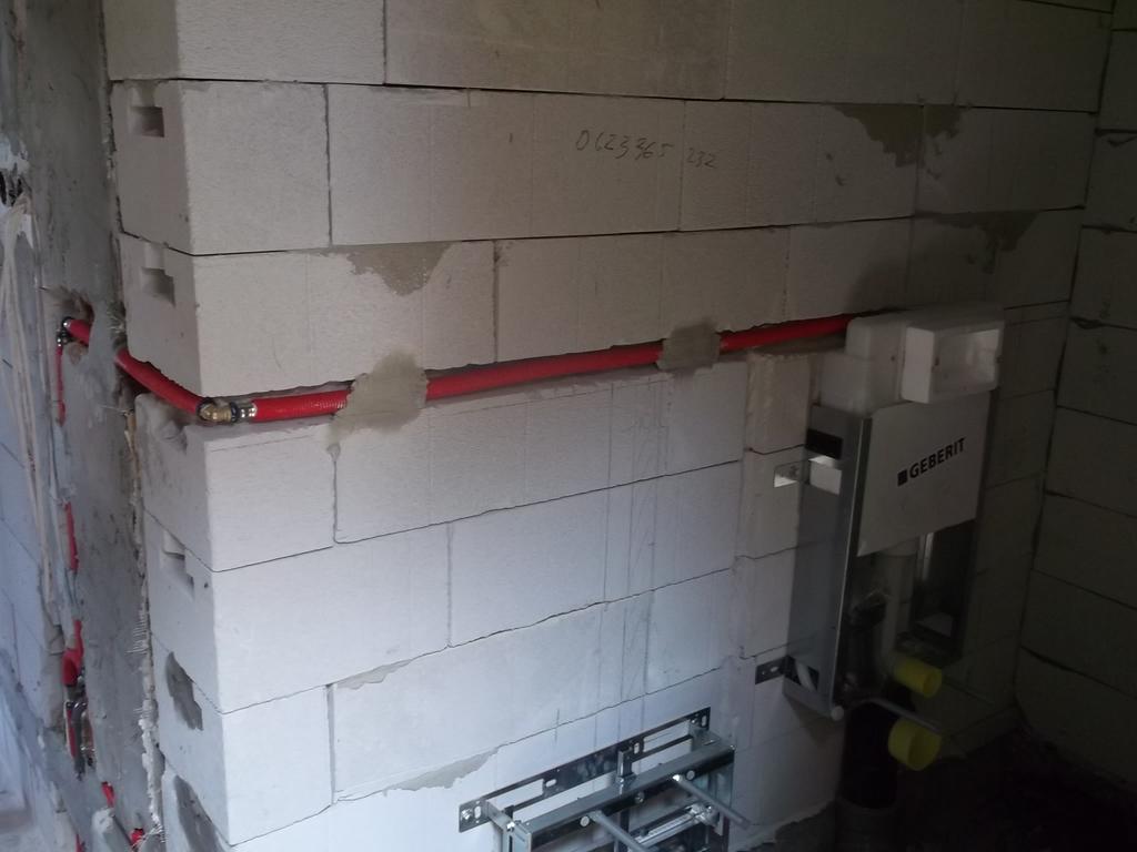A magas energiaárak mellett elengedhetetlen, gazdaságos fűtés rendszerrel legyen ellátva.