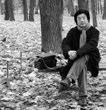 Zhao Jiancheng 1949-ben született Shandong tartomány Qingdao városában. Tanulmányait a Kínai Központi Szépművészeti Főiskolán végezte; tagja a Kínai Képzőművészek Szövetségének.