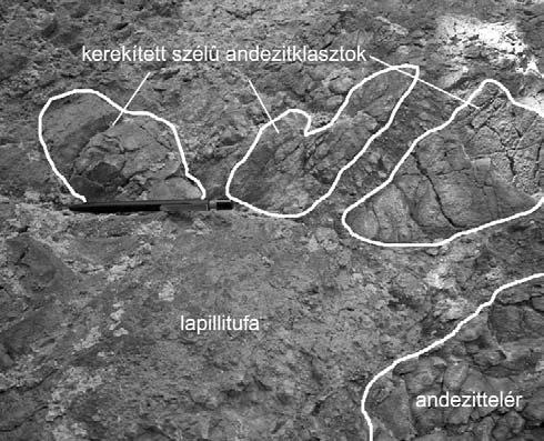 Földtani Közlöny 139/2 (2009) 163 magma mechanikai hatásra történő széttöredezésével, míg az utóbbi a még képlékeny olvadék plasztikus deformációjával hozható összefüggésbe.