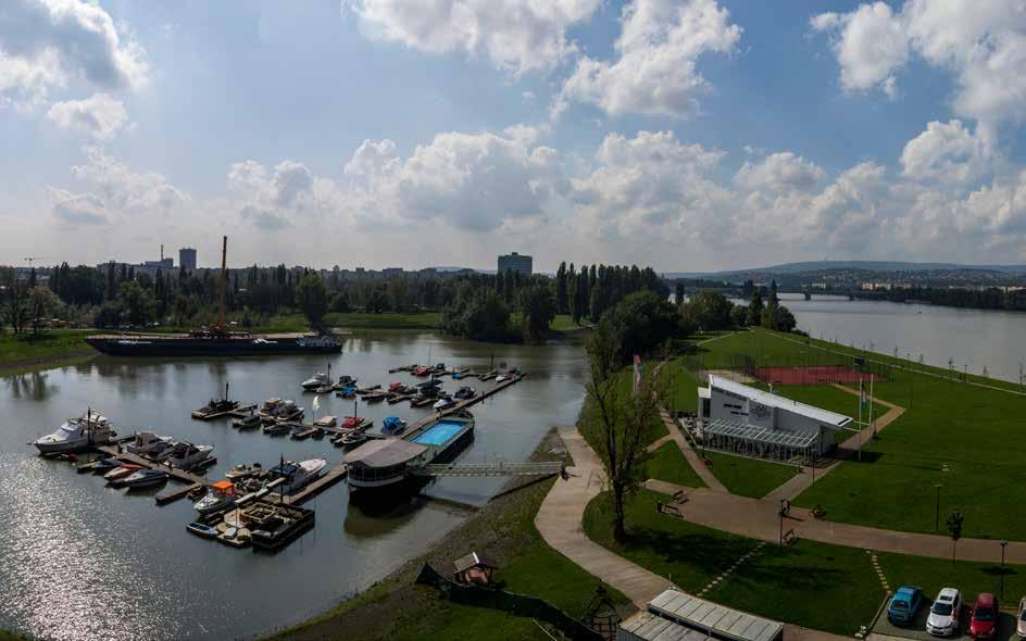 MARINA BAY, ahogy Ön megálmodta. Ritkán kerülnek terítékre olyan exkluzív eladó dunaparti lakások, mint amilyenek a Marina Bay-en kerülnek kialakításra.