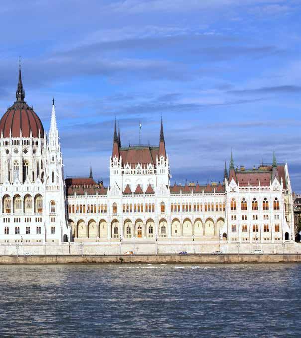 BUDAPEST WELCOMES YOU BUDAPEST ÜDVÖZLI ÖNT Hungary is a country situated in Central-Eastern Europe with numerous beautiful regions and lots of possibilities to discover, like the capital itself,