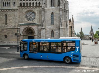 E-MOBILITÁS Elektromos buszflotta E-töltőhálózat elektromos járművek töltőhálózati infrastruktúrájának kialakítása