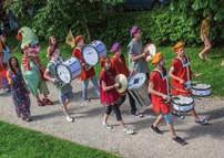 basszusgitár, Hajtó András - dob, Gina Majsáné - ének Május 21. 16.