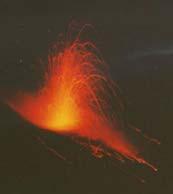 Robbanásos vulkáni kitörések 1. Magmás robbanásos kitörés 2. Freatomagmás robbanásos kitörés 3.