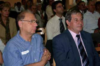 Fehérmíves Napok Sopron, 2004. augusztus 26-27. FRANC CERNEC JANJA ZULE ADOLF MOZE Kémiai változások a papíriszap hosszú idejû tárolása során Augusztus 26.