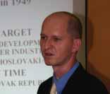 STEFAN BOHACEK LUDEK STEPANEK A szlovák papíripari kutatóintézet, a VUPC félüzemi kísérleti berendezései A VUPC intézetet 1949-ben alapították.