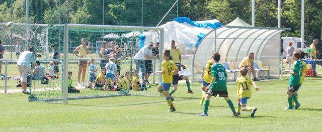 Góljainkat Bene Attila és Zelenyánszky Dávid 2-2, Bélai Balázs és Szentiványi Dávid szerezték. Legjobb játékosunk Bélai Balázs volt, amit megalkuvást nem tűrő játékával érdemelt ki. Csapatkép.