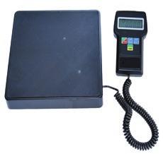 Csomagolva robusztus és minőségű műanyag bőrönd 007950025380