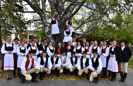 HARGITA Folklor Band The history of Hargita National Sekler Folklore Band started four decades ago. Their main objective is value exchange and value creation.