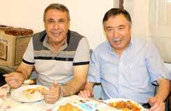 18 Köprü-Híd HOŞ GELDİN YA ŞEHR-İ RAMAZAN 11 ayın sultanı Ramazan ayının gelmesiyle birlikte Macaristan da yaşayan Türk vatandaşları oruçlarını eda etmeye başladı.