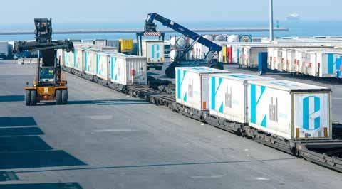 Köprü-Híd 9 Ekol İpek Yolu nu Lojistik 4.0 İle Yeniden Çiziyor Geçtiğimiz günlerde Lojistik 4.0 stratejisini açıklayan Ekol, sektörün en önemli fuarı olan Transport Logictic Münih e çıkarma yaptı.