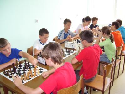 године постоји као мешовити хор са програмом учешћа на приредбама, манифестацијама и