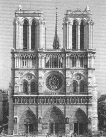 Ц) Западна фасада париског Нотр-Дама Д) Катедрала у Пизи Е) Главни брод енглеске Линколн