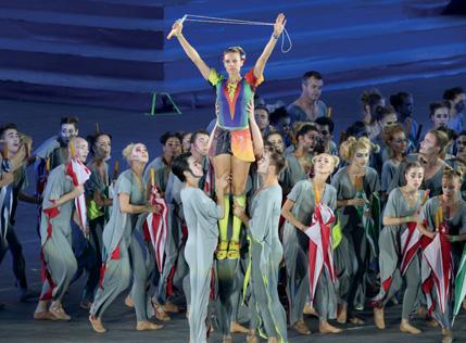 The program continued with the oaths of the athletes, referees, and trainers, so we can get to one of the most awaited part of the evening, the entries of the athletes.