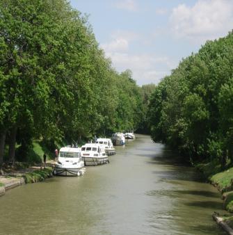 Franche Comté: a Saône-folyón és mellékfolyóján, a Seille-en kényelmesen hajózhat, hiszen kevés a zsilip.