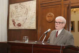 Беседник је био Лаза Чурчић, дугогодишњи матичин библиотекар. ИЗЛОЖБА O МАНАСТИРУ КРУШЕДОЛ Библиотека Матице српске приредила је изложбу поводом обележавања пет векова манастира Крушедол.
