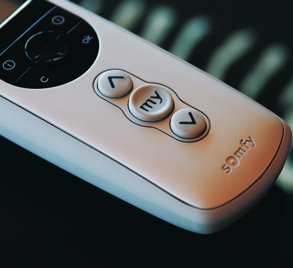 somfy.ro Motoare cu LS receptor 40 radio integrat Motoarele Somfy cu receptor radio integrat (Radio Technology of Somfy, în continuare RTS) prezintă numeroase avantaje.