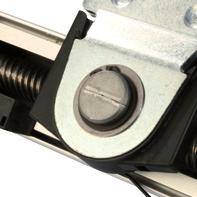 Motor pentru poartă batantă Ixengo L cu limitator magnetic de cursă pentru reglarea precisă a aripilor porţii pentru simplificarea cablării, conectarea motorului cu sistemul de comandă se face cu un