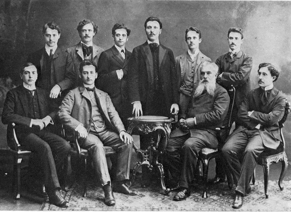 MEMBERS OF THE CLASS OF COMPOSITION GRADUATED FROMTHE ACADEMY OF MUSIC IN 1906 SITTING FROM LEFT: VICTOR JAKOBY, RÓBERT