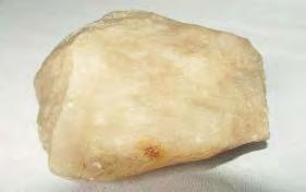 Utilizatã în alimentaþie ºi industria chimicã. MINS, colecþia S. V. Brukenthal, 3862. Întocmit: Viorel Ciuntu 11. Halit (sare gemã, sare de bucãtãrie). Ocna Sibiului.