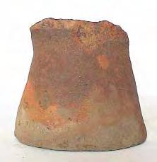 Întocmit: Roxana Munteanu     Întocmit: Roxana Munteanu 49. Vas ceramic. Olteni Situl B, comuna Bodoc, jud. Covasna, Cariera de nisip. Lut, nisip fin, resturi vegetale. H: 8,8 cm; GR. max.: 10 cm.