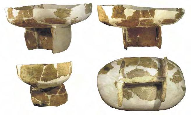 72. Fragmente ceramice. Sãsarm, comuna Chiuza, jud. Bistriþa Nãsãud Valea Slatinã. Lut, nisip, pietricele. L: 3-5 cm; LA: 2-4 cm; GR: 0,5-0,8 cm. Epoca bronzului mijlociu.