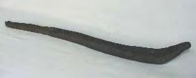 L: 51 cm. Perioada preistoricã (epoca bronzului?). Piesa are cãuºul de formã alungitã, bine adâncit ºi mânerul scurt. MNUAI, 7744.