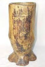 120. Piuã pentru sare. Sat. Boarca, com. Râmnicelu, jud. Brãila; proprietar anterior: Niþã Mihai. Lemn; cioplire. H: 46 cm, D: 16 cm. 2/2 sec. XX. Utilizatã la pisarea sãrii în gospodãrie.