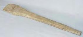 195. Jgheab. Valea Florilor, jud. Cluj. Lemn de stejar. L: 60,5 cm, AD: 21 cm, LA: 24 cm. Utilizat la obþinerea sãrii din saramurã.