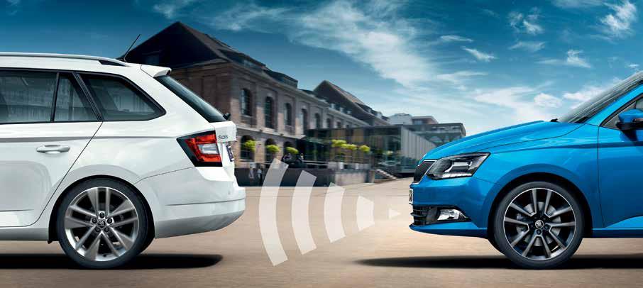 FRONT ASSIST A Front Assist a Maxi DOT segítségével az első lökhárító radarjelei alapján - hang és